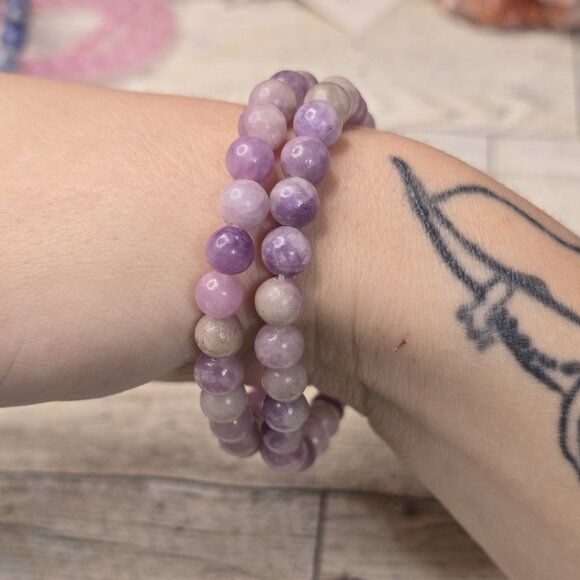 Lepidolite Crystal Beaded bracelet - Picture 2 of 4